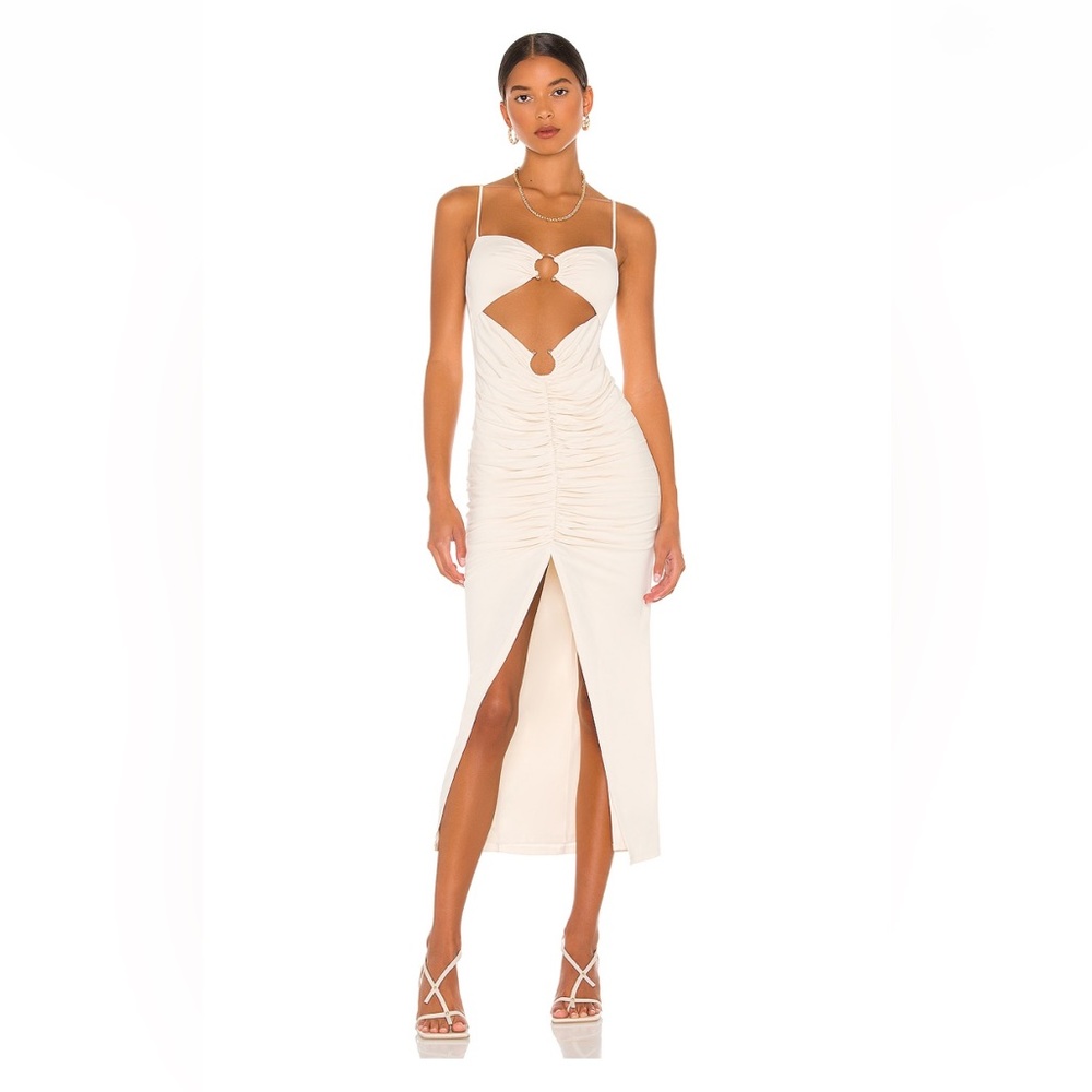 Camila coehlo ivory dress. Extremely flattering and only worn once!!